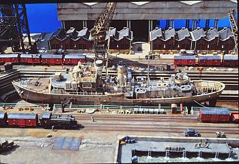 Click image for larger version

Name:	Coccoon15.jpg
Views:	2320
Size:	21.9 KB
ID:	6420