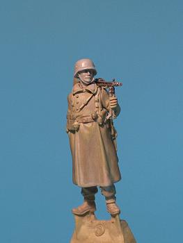 Click image for larger version

Name:	German MG42 gunner 1:48 IX.jpg
Views:	285
Size:	181.8 KB
ID:	6080