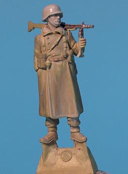 Click image for larger version

Name:	German MG42 gunner 1:48.jpg
Views:	1930
Size:	120.3 KB
ID:	6078