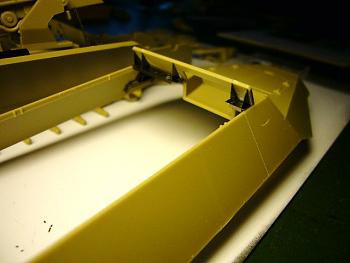 Click image for larger version

Name:	Sd. Kfz. 251.9 009.JPG
Views:	526
Size:	70.9 KB
ID:	7252